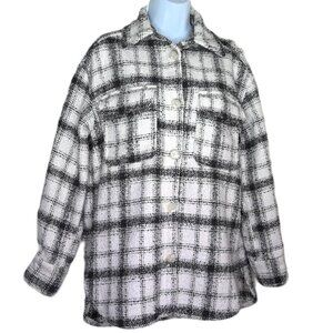 H&M Boucle Jacket Textured Tweed Black & White Plaid Button Front Pockets EUC  S